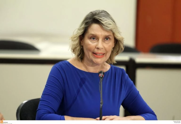 Παπακώστα για Ράμα: Δεν τιθάσευσε την γλώσσα του! – Δεν μπορεί να είναι επιθετικός όταν χάθηκε μια ζωή! (βίντεο)